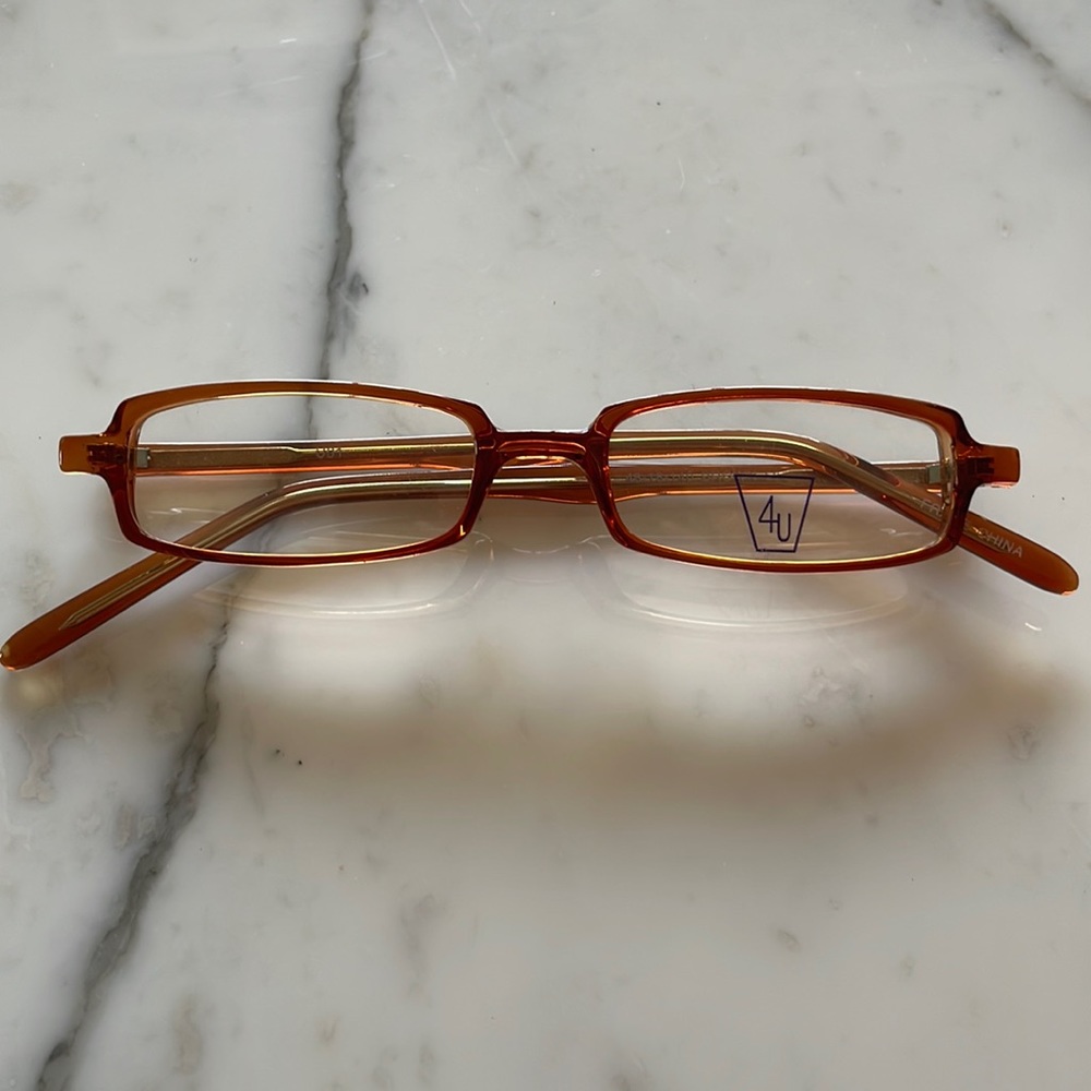 4U Glasses